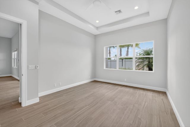 9901 Regency Way, Palm Beach Gardens, FL 33412