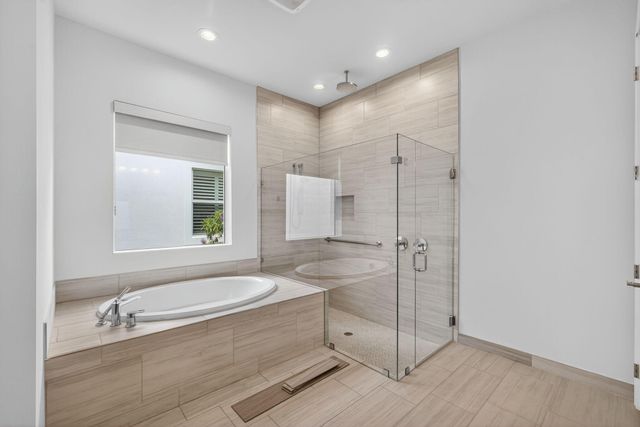 9901 Regency Way, Palm Beach Gardens, FL 33412