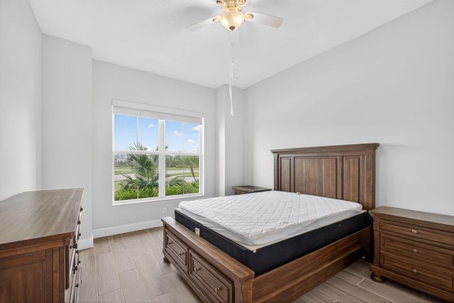 9901 Regency Way, Palm Beach Gardens, FL 33412