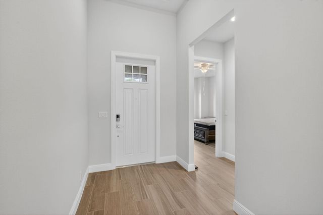 9901 Regency Way, Palm Beach Gardens, FL 33412