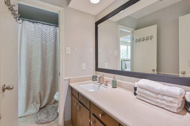 1217 Glade Street, College Station, TX 77840