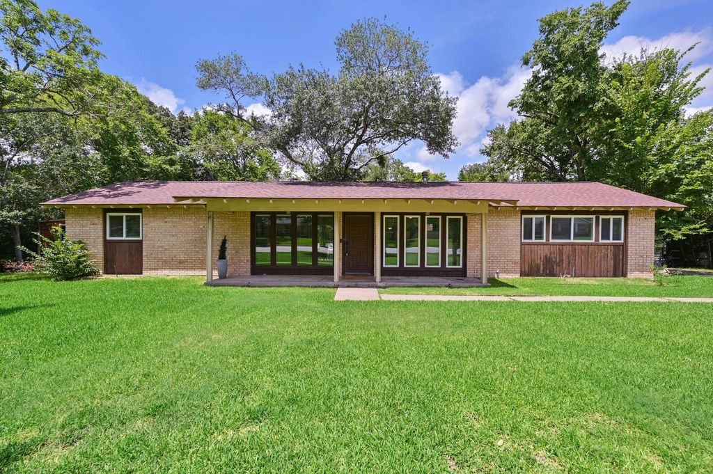 1217 Glade Street, College Station, TX 77840