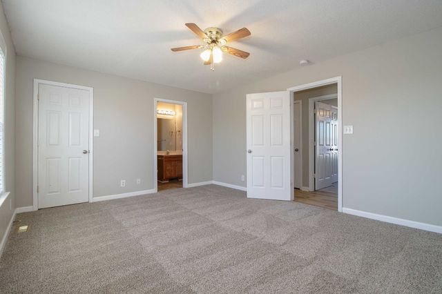 302 Chesire Way, Oak Grove, KY 42262