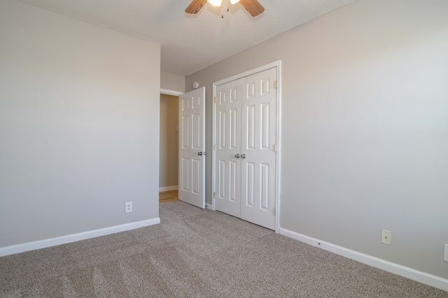 302 Chesire Way, Oak Grove, KY 42262