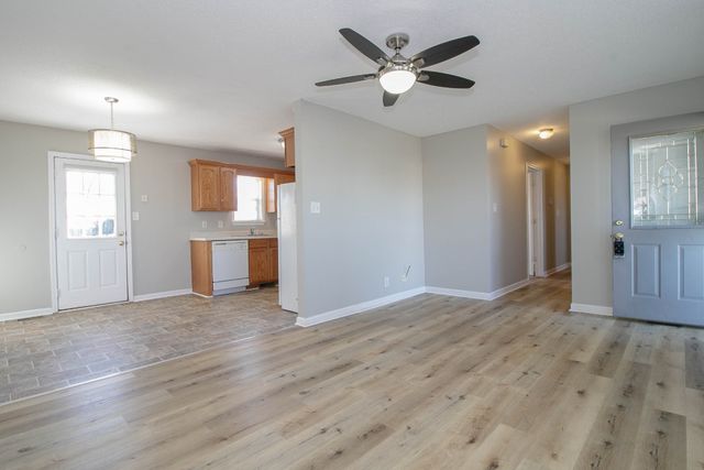 302 Chesire Way, Oak Grove, KY 42262