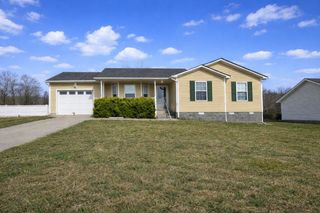 302 Chesire Way, Oak Grove, KY 42262