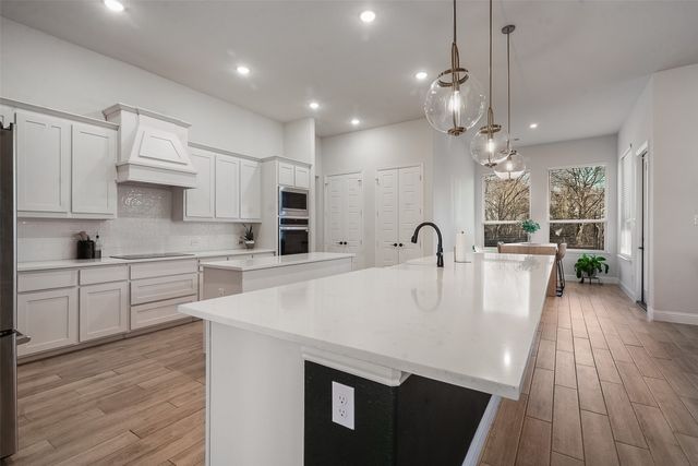 1843 Granite Way, Van Alstyne, TX 75495