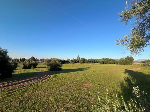 30100 Los Alamos, Murrieta, CA 92563