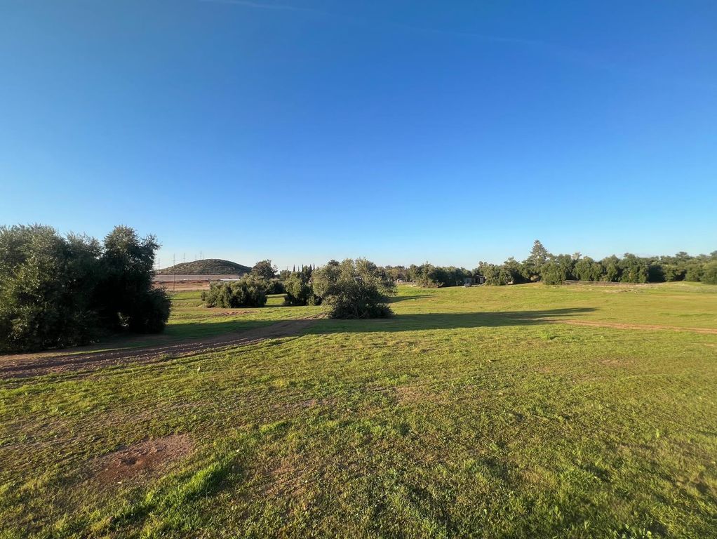 30100 Los Alamos, Murrieta, CA 92563