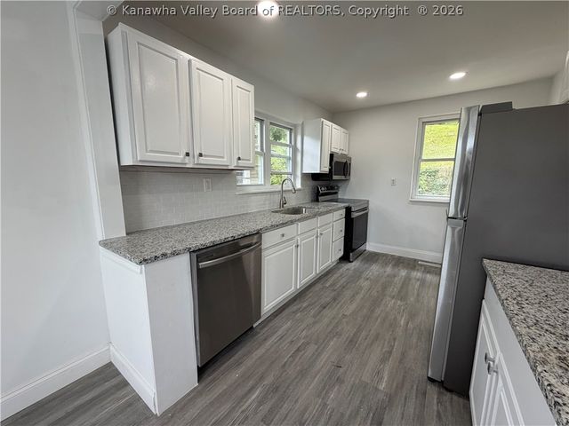 1020 Temple Street, Charleston, WV 25387