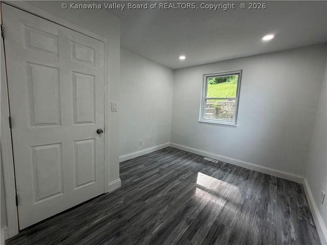 1020 Temple Street, Charleston, WV 25387