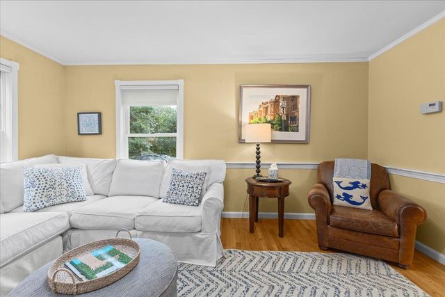 10 Brownell Way, South Burlington, VT 05403