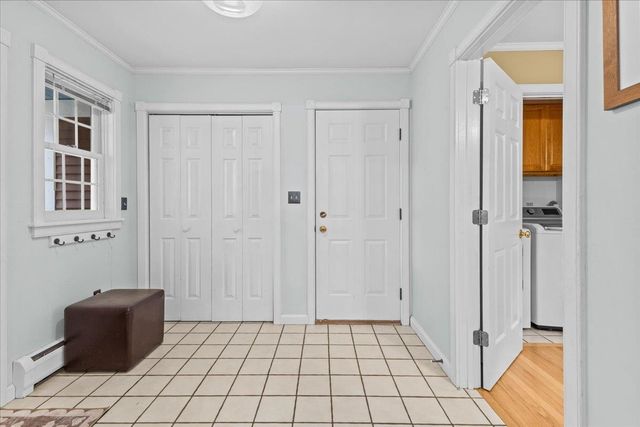 10 Brownell Way, South Burlington, VT 05403