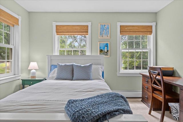 10 Brownell Way, South Burlington, VT 05403