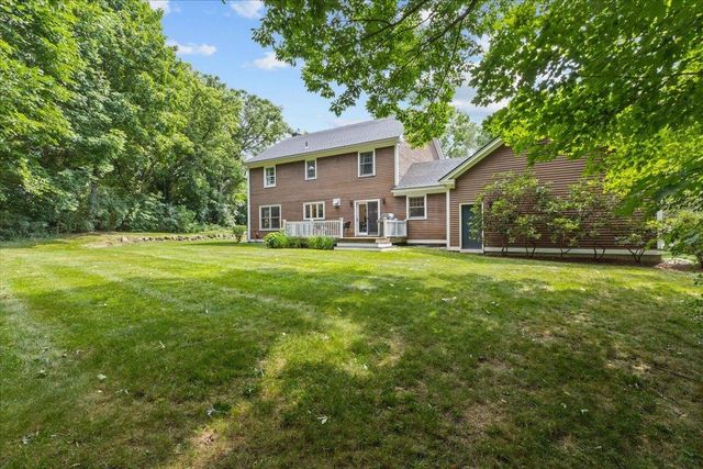 10 Brownell Way, South Burlington, VT 05403