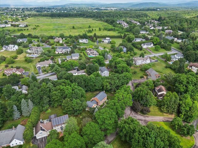 10 Brownell Way, South Burlington, VT 05403
