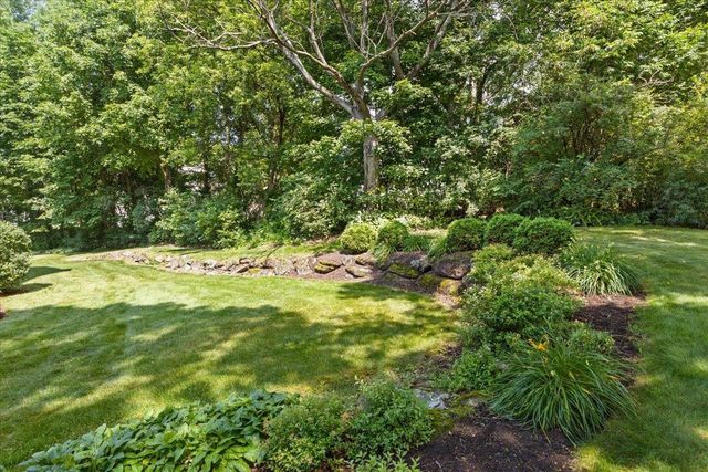 10 Brownell Way, South Burlington, VT 05403