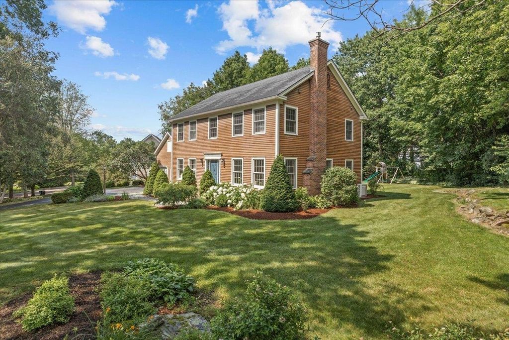 10 Brownell Way, South Burlington, VT 05403