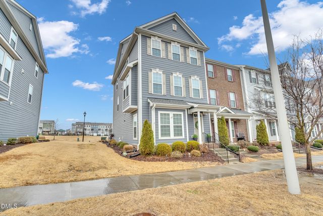 5910 Giddings Street, Raleigh, NC 27616