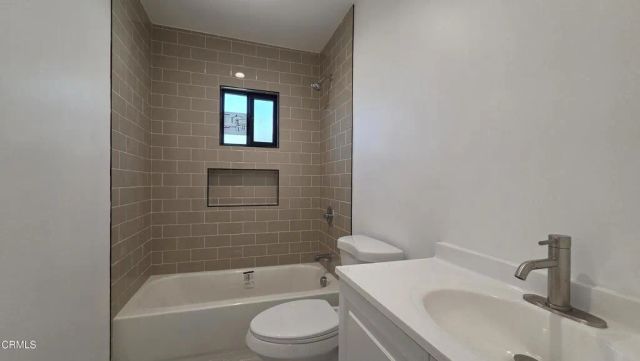 5163 El Rio Avenue, Los Angeles, CA 90041