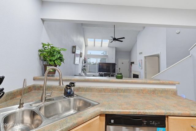 3302 E AIRE LIBRE Avenue 102, Phoenix, AZ 85032