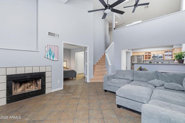 3302 E AIRE LIBRE Avenue 102, Phoenix, AZ 85032