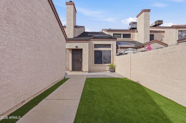 3302 E AIRE LIBRE Avenue 102, Phoenix, AZ 85032