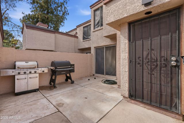 3302 E AIRE LIBRE Avenue 102, Phoenix, AZ 85032