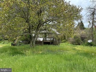 520 W WEYMOUTH RD, Vineland, NJ 08360