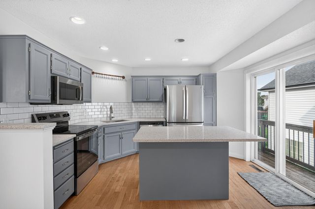 1212 Elm Street, Farmington, MN 55024