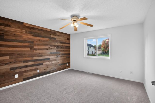 1212 Elm Street, Farmington, MN 55024