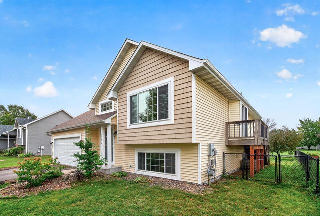 1212 Elm Street, Farmington, MN 55024