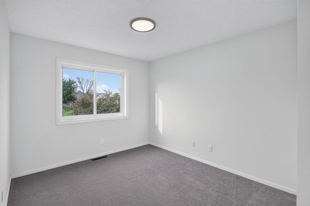 1212 Elm Street, Farmington, MN 55024