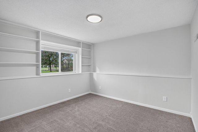 1212 Elm Street, Farmington, MN 55024