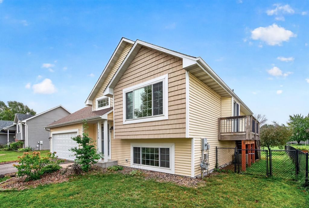 1212 Elm Street, Farmington, MN 55024 — photo 2