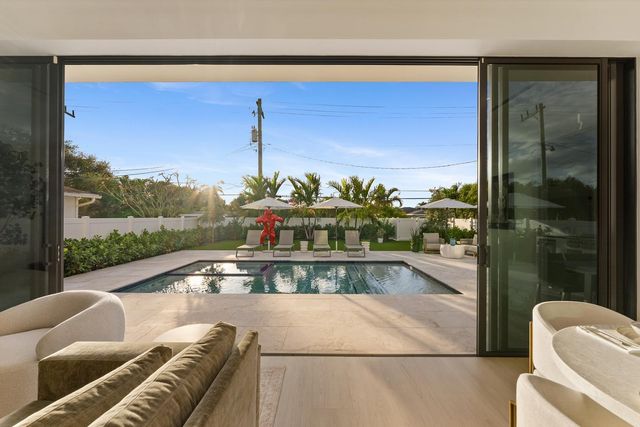 220 S Swinton Avenue, Delray Beach, FL 33444