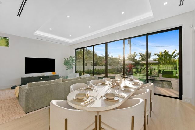 220 S Swinton Avenue, Delray Beach, FL 33444