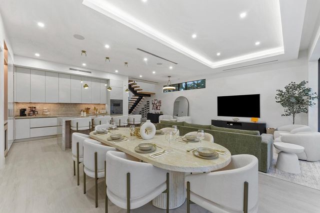 220 S Swinton Avenue, Delray Beach, FL 33444