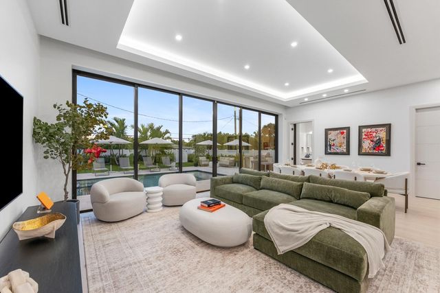 220 S Swinton Avenue, Delray Beach, FL 33444