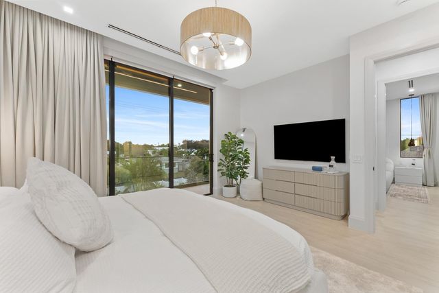 220 S Swinton Avenue, Delray Beach, FL 33444