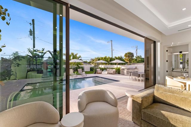 220 S Swinton Avenue, Delray Beach, FL 33444