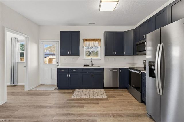 1103 Peartree RD, Elizabeth City, NC 27909