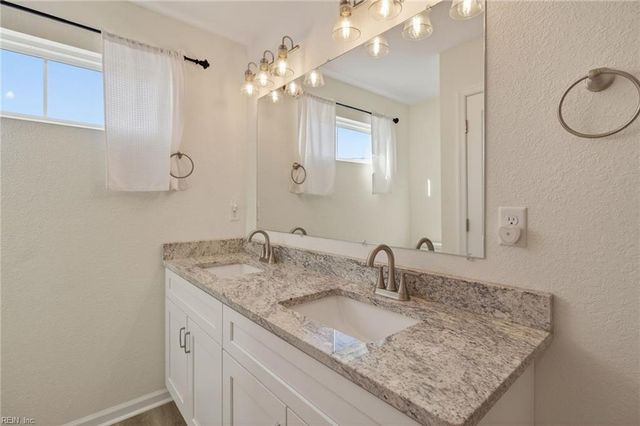 1103 Peartree RD, Elizabeth City, NC 27909