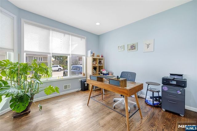 87 Monroe Avenue, Cresskill, NJ 07626