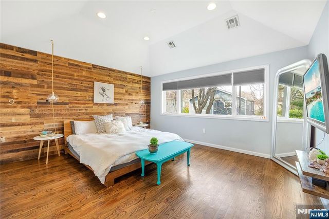 87 Monroe Avenue, Cresskill, NJ 07626