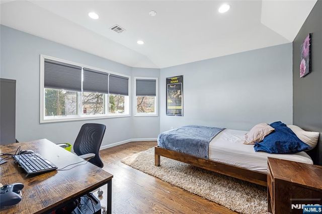 87 Monroe Avenue, Cresskill, NJ 07626