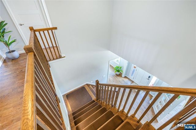 87 Monroe Avenue, Cresskill, NJ 07626