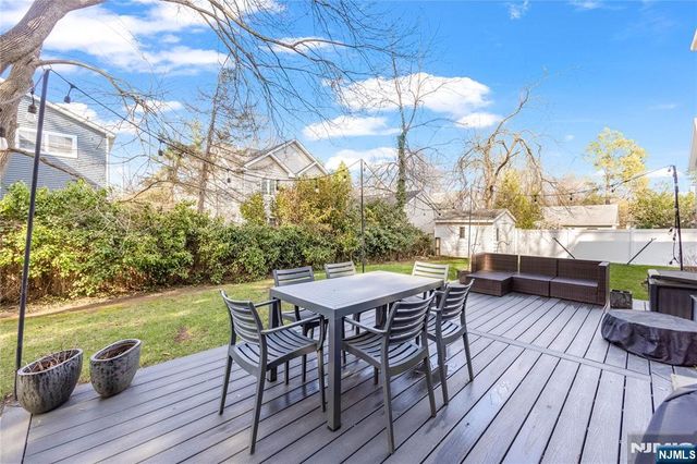 87 Monroe Avenue, Cresskill, NJ 07626
