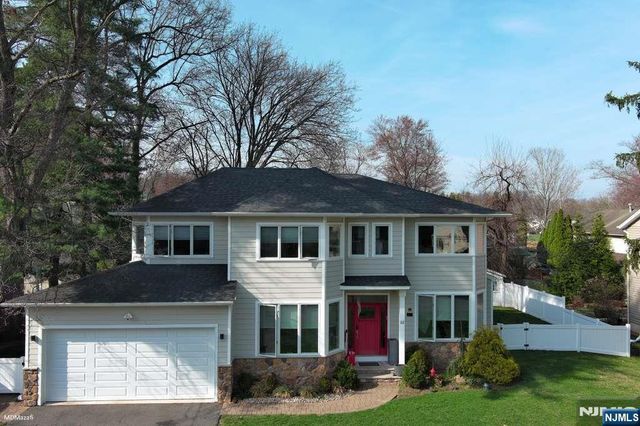 87 Monroe Avenue, Cresskill, NJ 07626