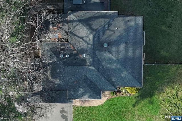 87 Monroe Avenue, Cresskill, NJ 07626